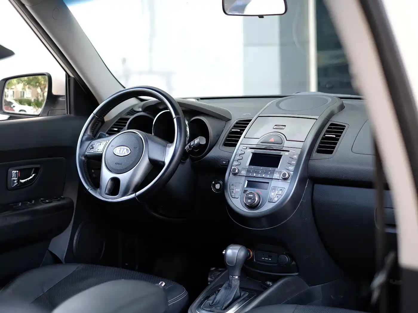 Kia Soul 2015 2013 1.6L AT Premium