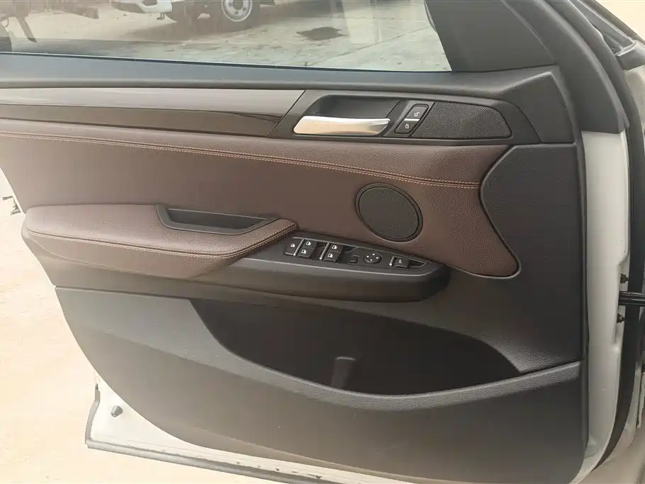 BMW X3 (Import) 2014 xDrive20i X Design Package фото 7