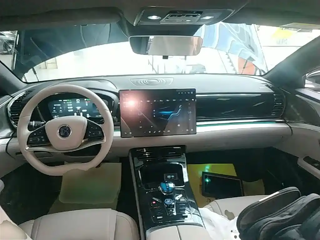 BYD Han 2025 DM-i Smart Drive Edition 125KM Elite фото 6