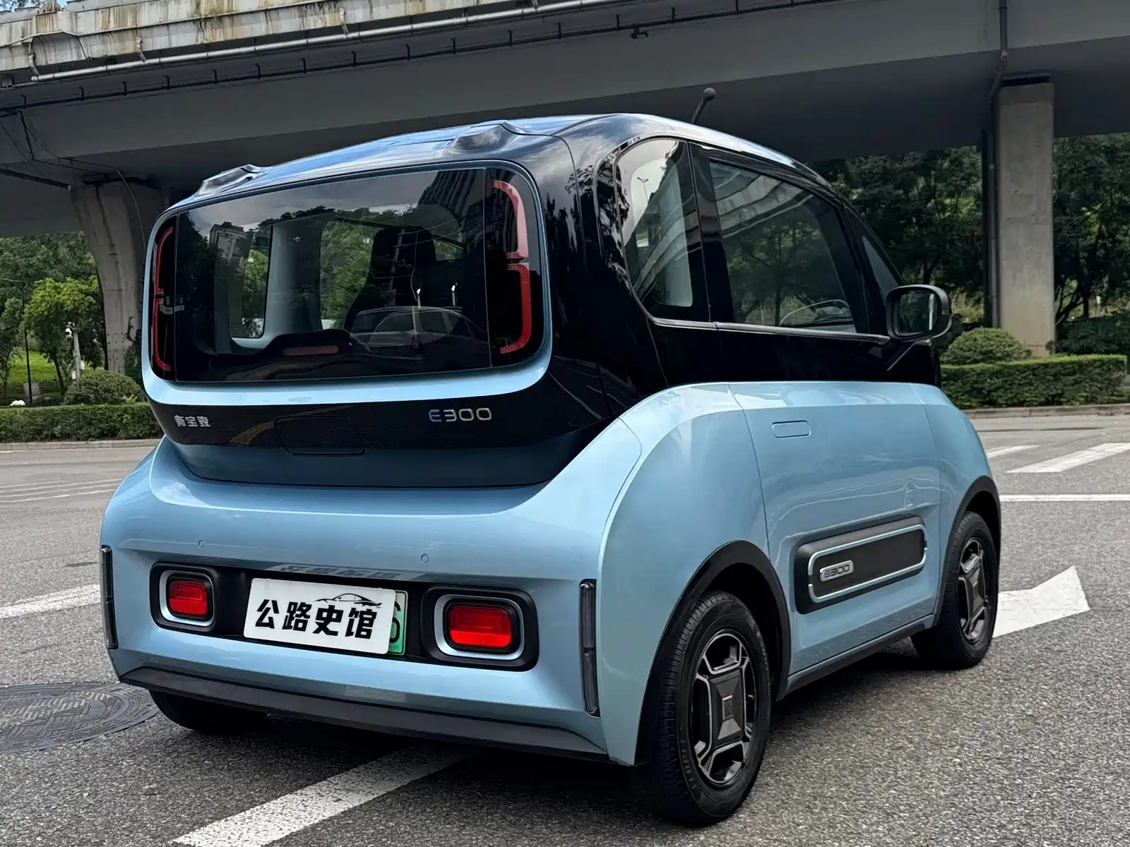 Фото 6 - Baojun E300