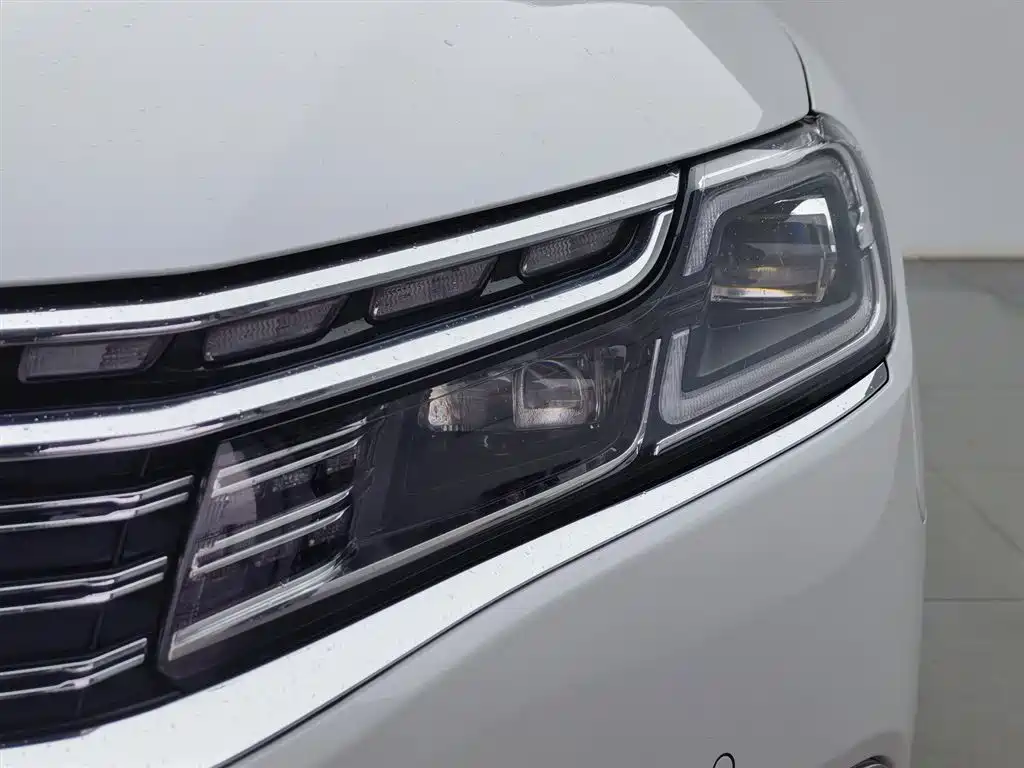 Citroën C6 2021 400THP Comfort Version фото 7
