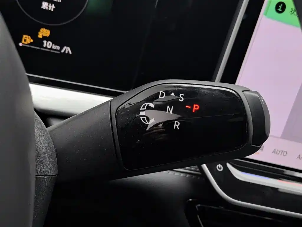 Volkswagen Passat 2025 Pro 380TSI Dragon Prestige Edition фото 13