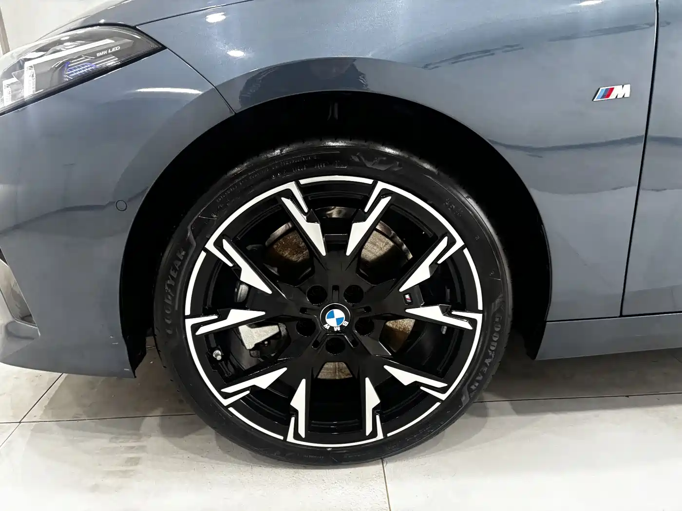 BMW 2 Series 2025 225L M Sport Moonlight Package фото 31