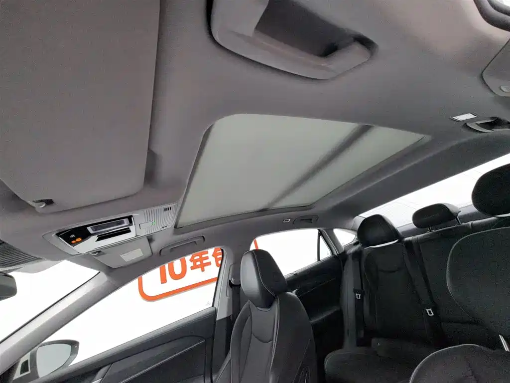 Volkswagen Passat 2025 Pro 380TSI Dragon Prestige Edition фото 14