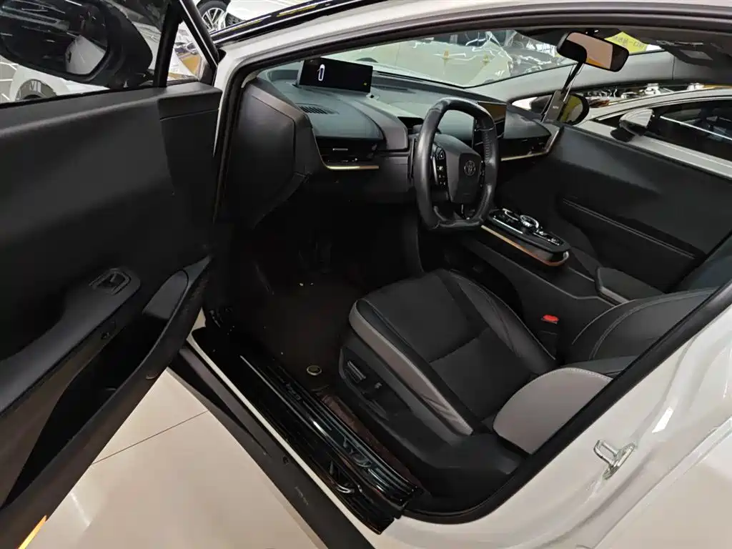 Toyota bZ3 2023 517km Elite PRO фото 16
