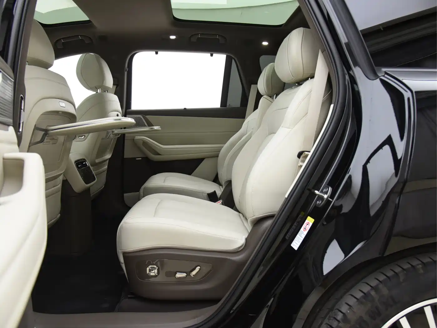Denza N8L 2026 Model Prestige Edition фото 47