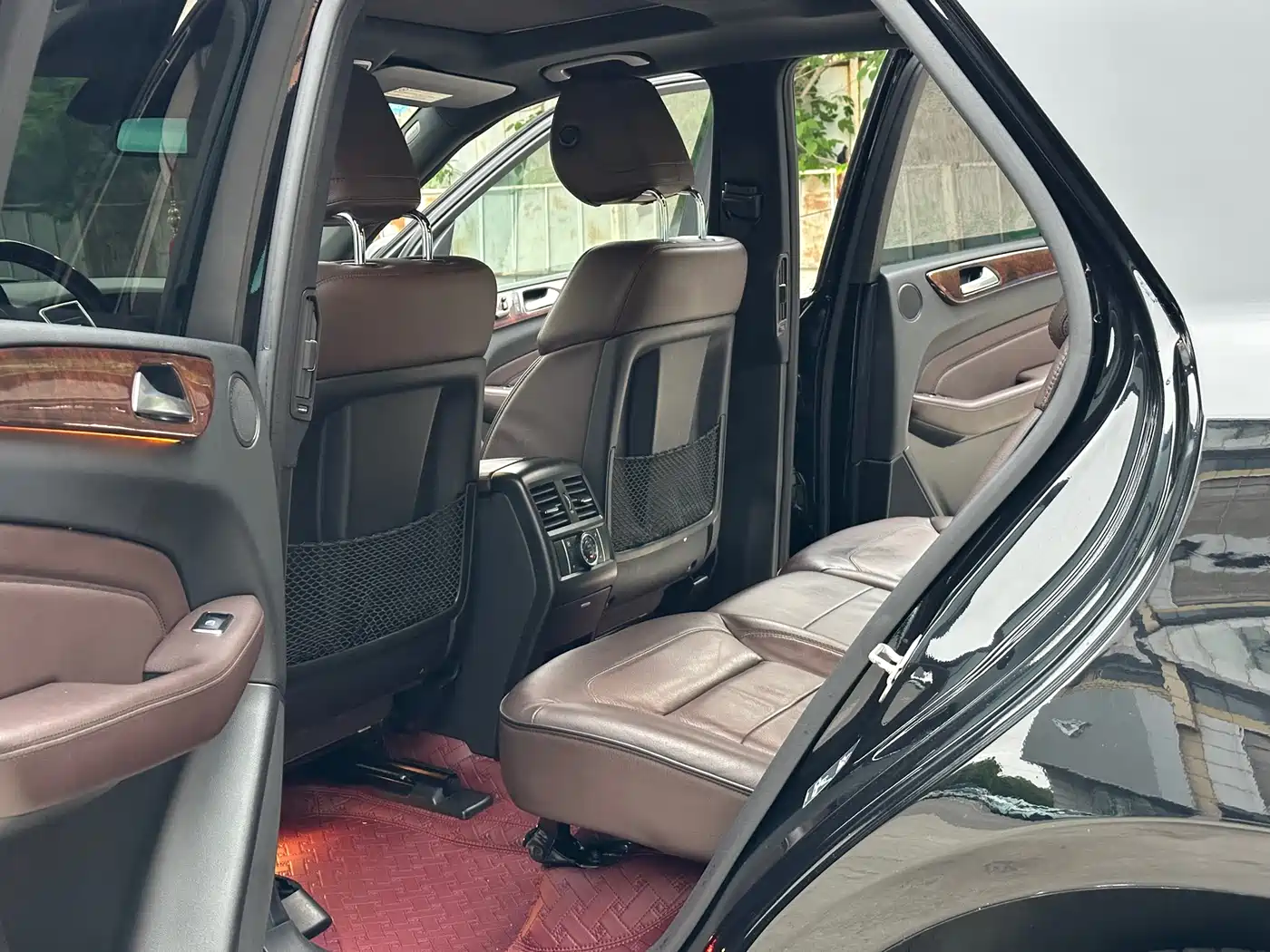 Mercedes-Benz M-Class 2012 Model ML 350 Luxury фото 8