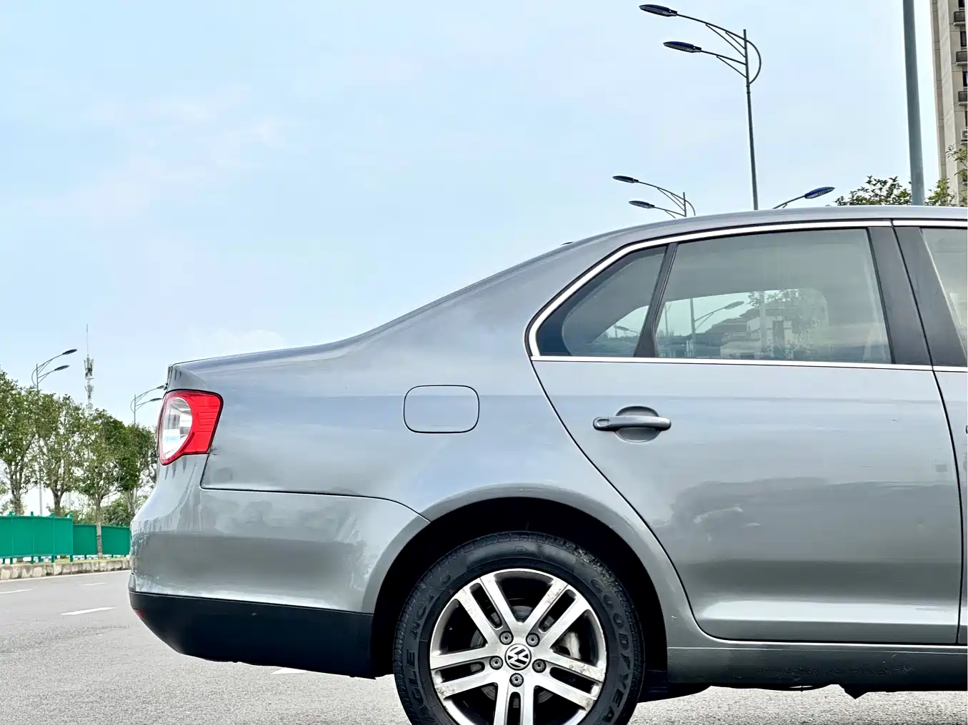 Volkswagen Sagitar 2010 1.4TSI Automatic Luxury фото 11