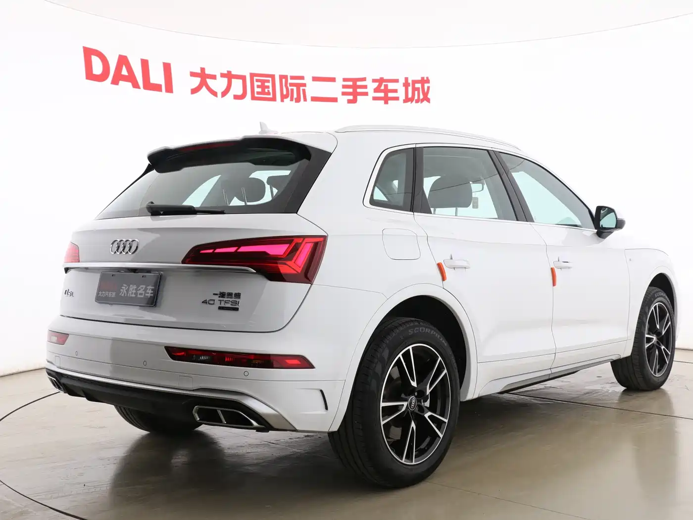 Audi Q5L 2024 Model 40 TFSI Fashion Dynamic фото 14