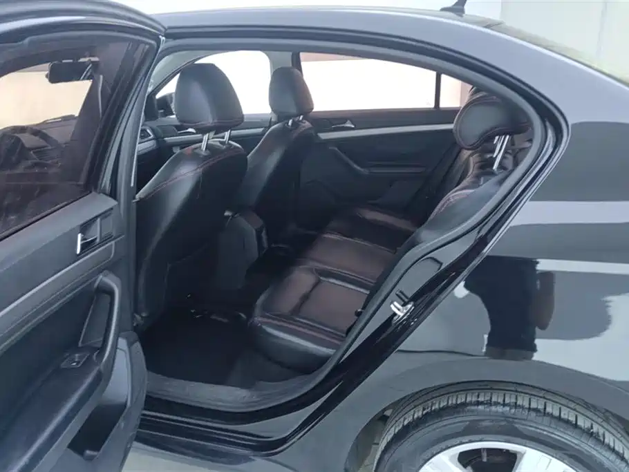 Volkswagen Lavida 2017 1.6L Automatic Trend Edition фото 11