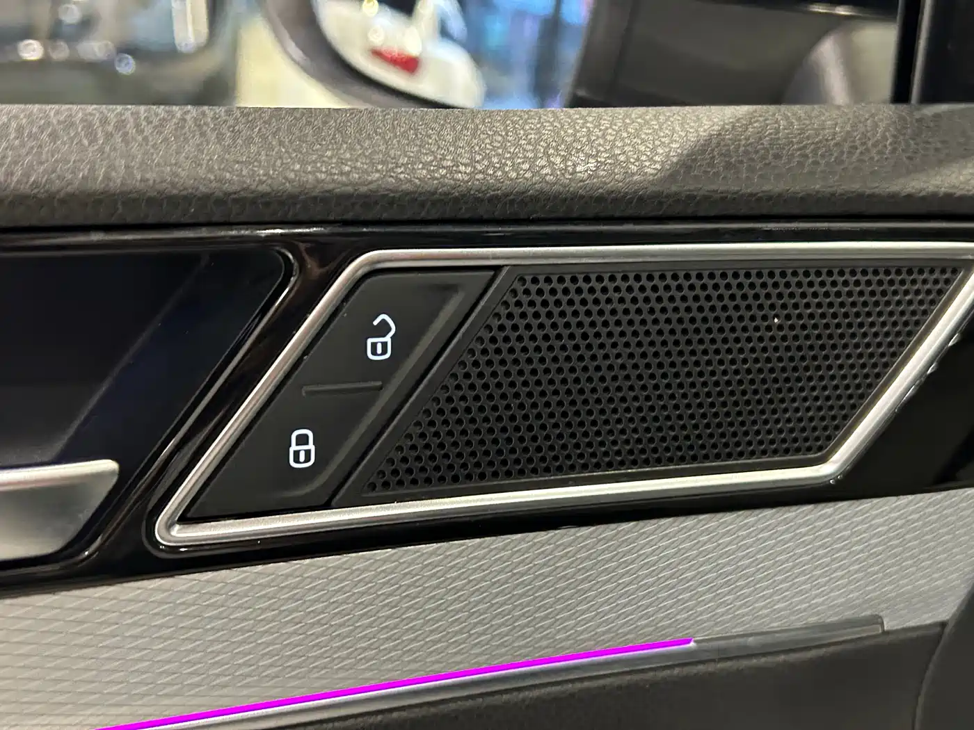 Volkswagen Magotan 2023 Model 2 Million Commemorative Edition 330TSI DSG Luxury фото 6