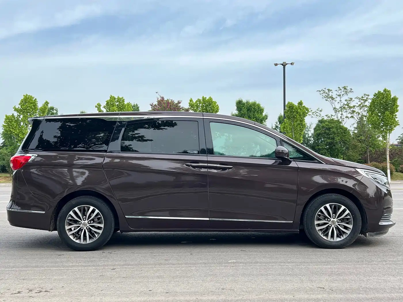 Buick GL8 2017 ES 28T Flagship China V фото 4