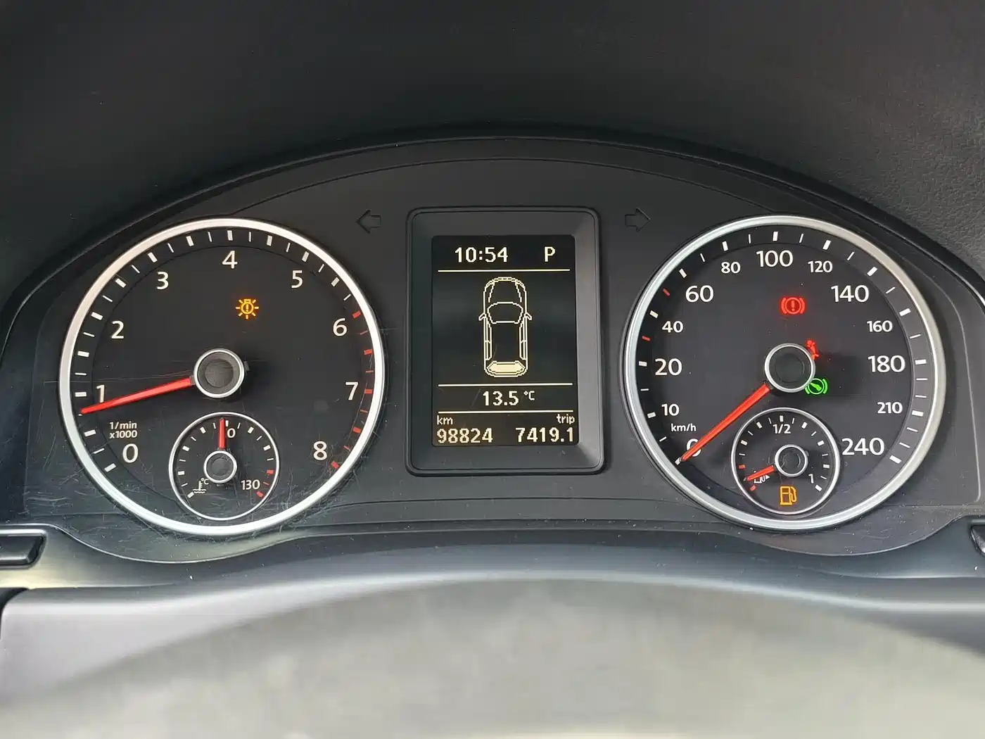 Volkswagen Tiguan 2010 2.0TSI Automatic AWD Flagship фото 10