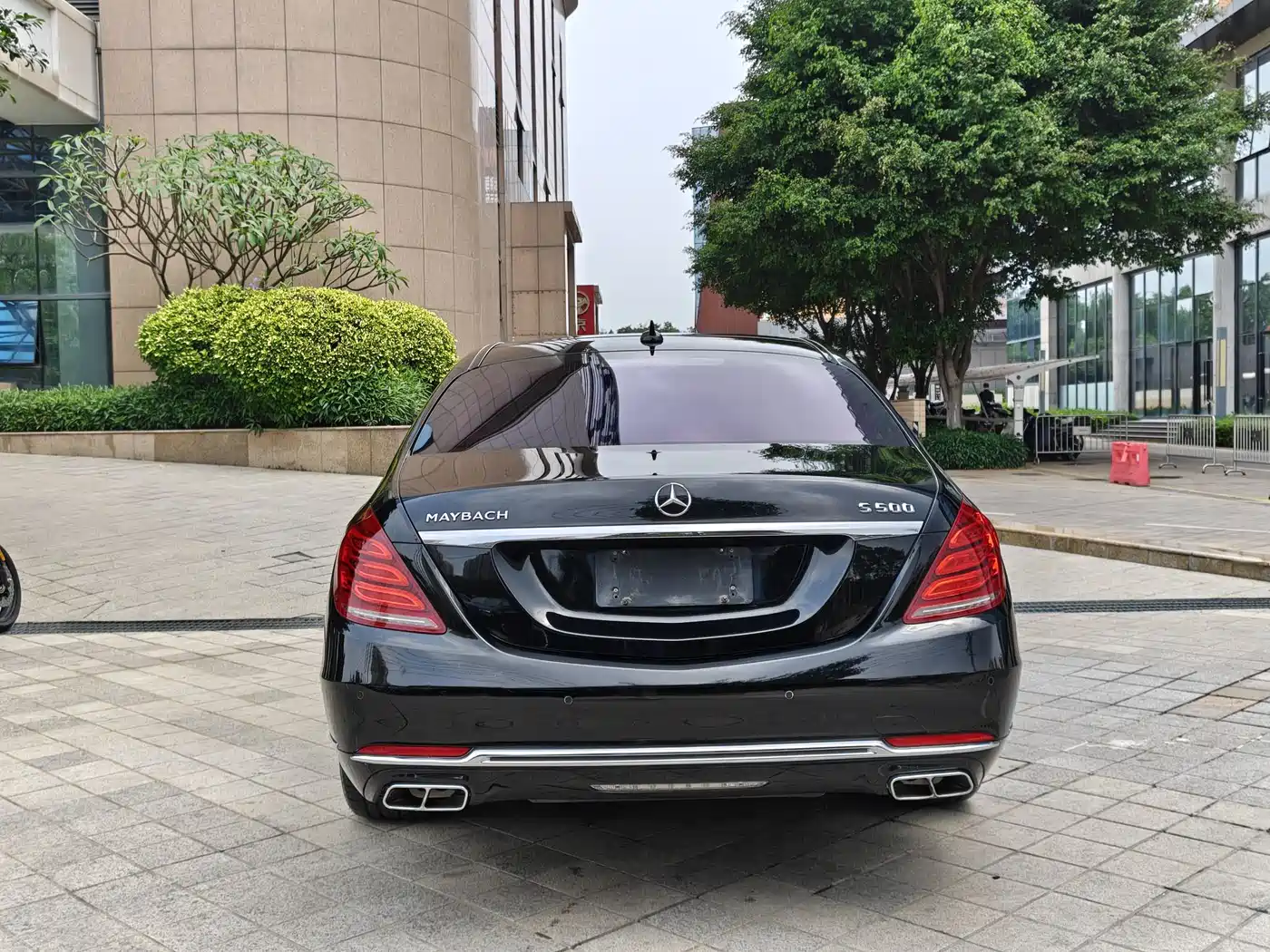 Mercedes-Benz Maybach S-Class 2015 S 500 4MATIC фото 8
