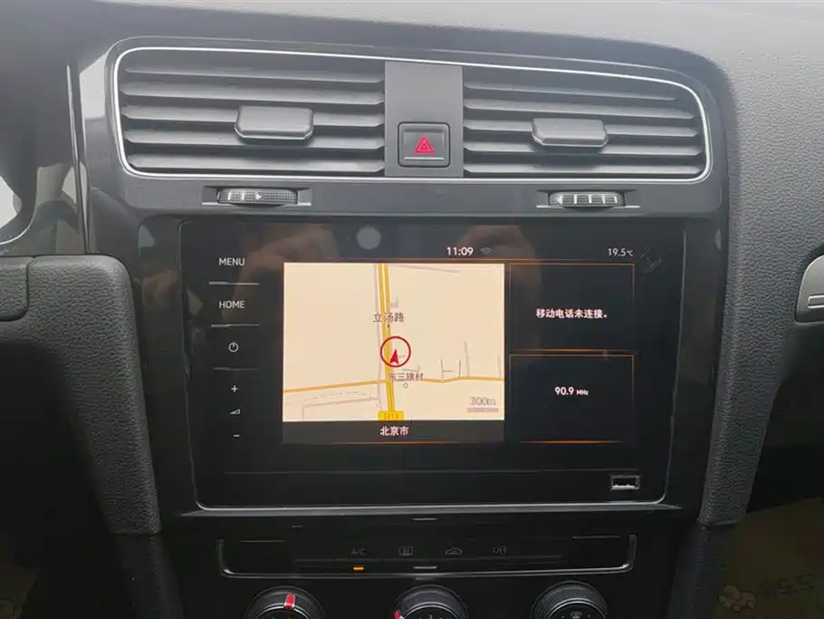 Volkswagen Golf 2020 280TSI DSG Comfort фото 13