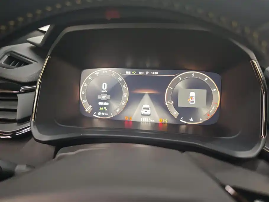Lynk & Co 06 2023 Remix 1.5T Power Halo фото 14