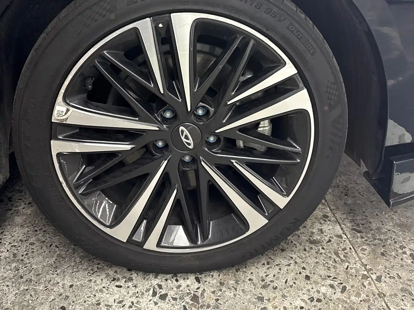 Chery Arrizo 8 2025 2025 Model 1.6T DCT Excellence Edition