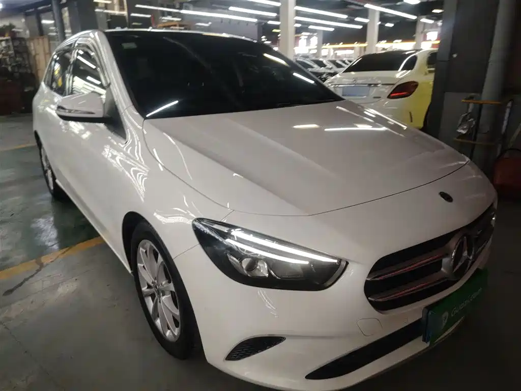 Mercedes-Benz B-Class 2021 B 200 Fashion фото 4