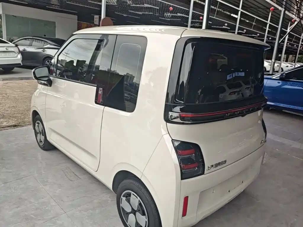 Wuling Motors Wuling Air ev 2023 2023 4-Seat Advanced Edition