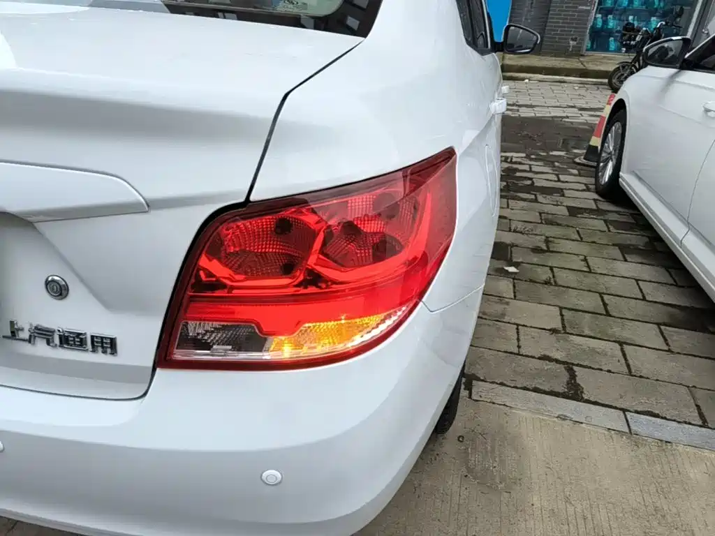 Chevrolet Sail 2017 2015 Sail 3 1.3L AMT Ideal Edition