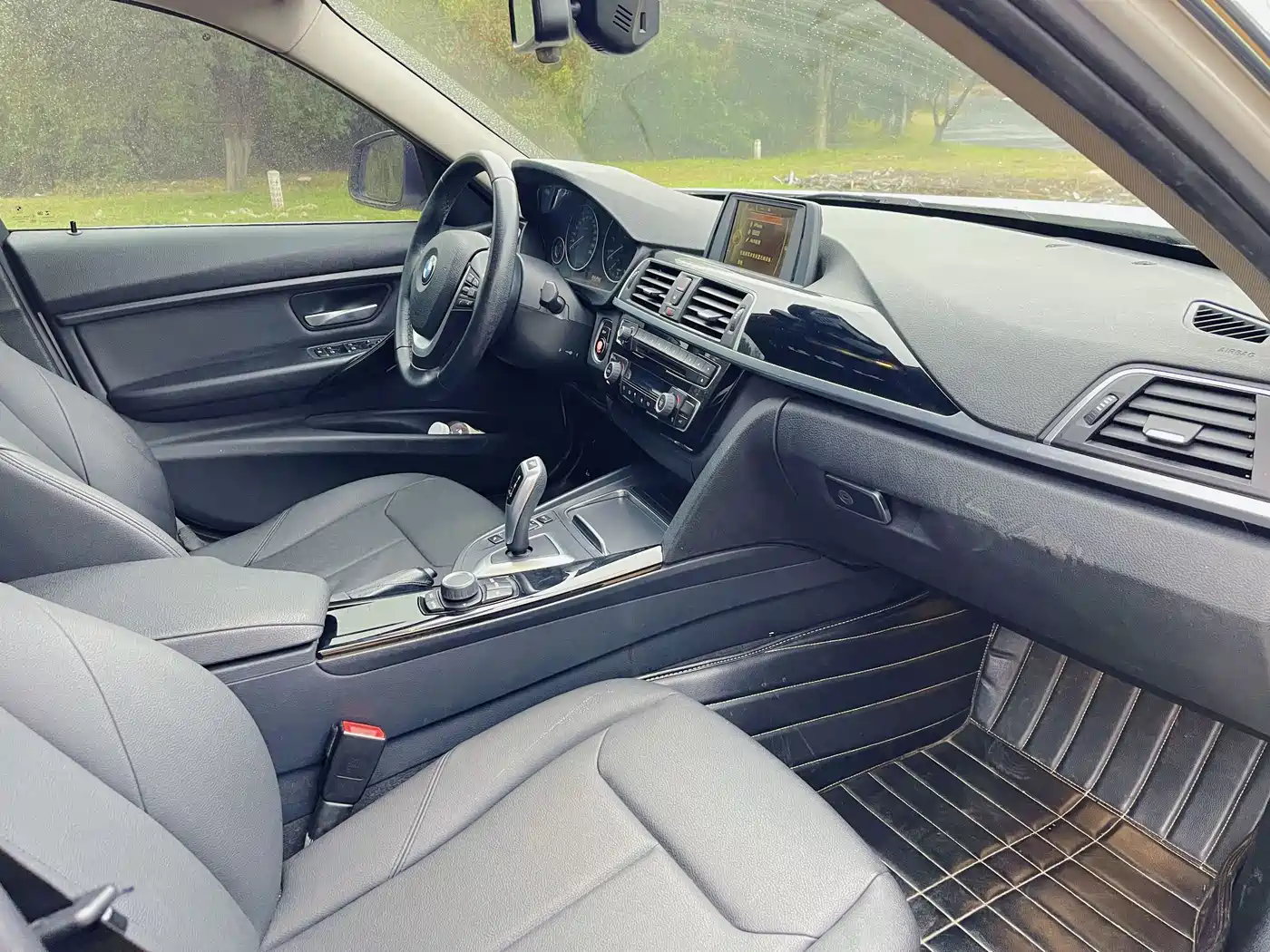 BMW 3 Series 2017 320Li Fashion фото 9
