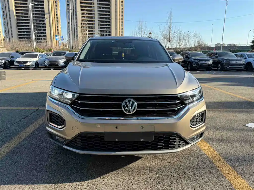Volkswagen T-ROC 2018 230TSI DSG 2WD Progressive China VI фото 9