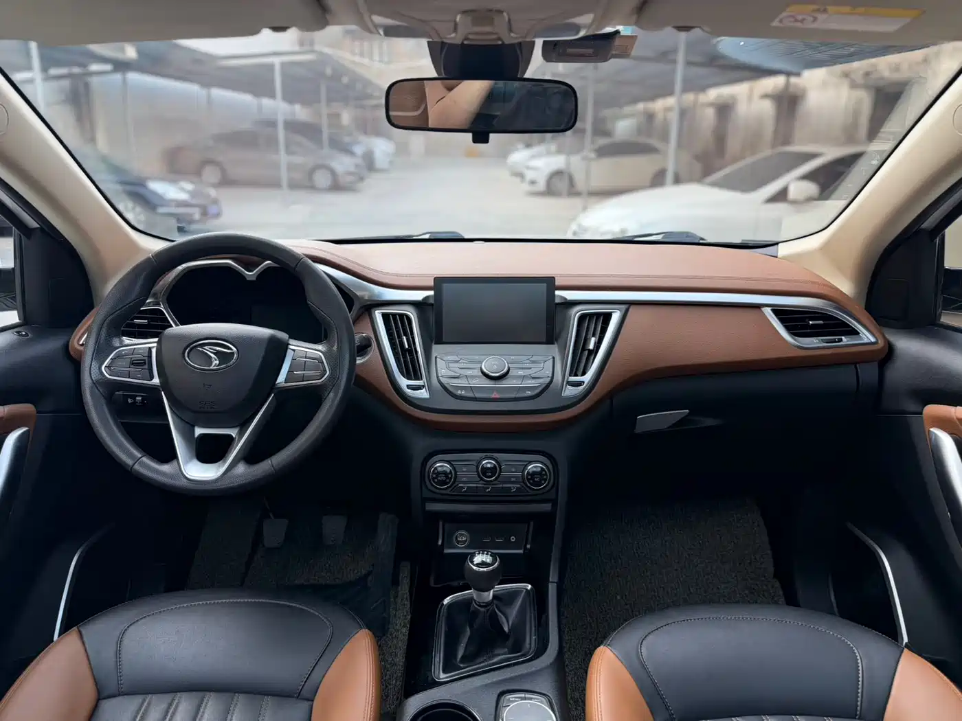 Soueast DX7 2016 2016 1.5T Manual Triumph Edition