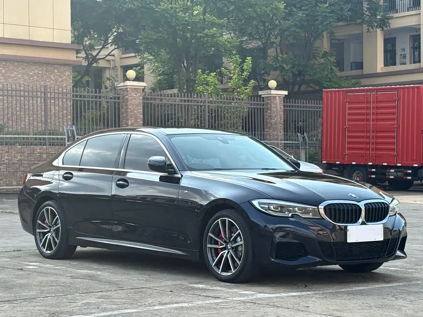 BMW 3-SERIES