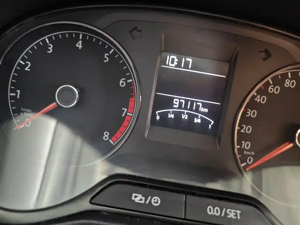 Volkswagen Polo 2016 1.4L Manual Trend фото 11