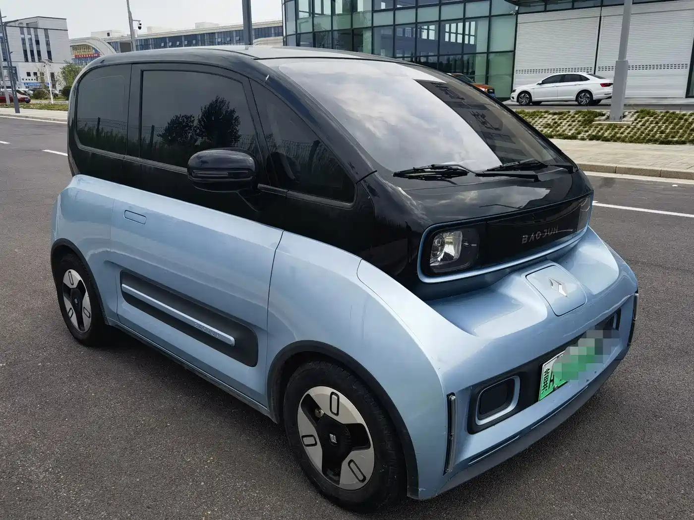 Baojun E300 2021 2020 Plus Stellar Smart Travel Edition