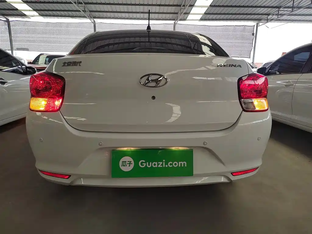 Hyundai Verna 2020 1.4L Manual GL Renewal Edition фото 6