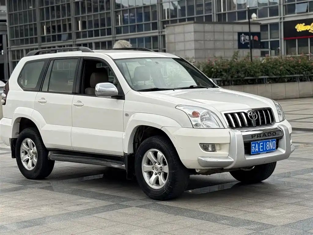 Toyota Prado (Import) фото 3