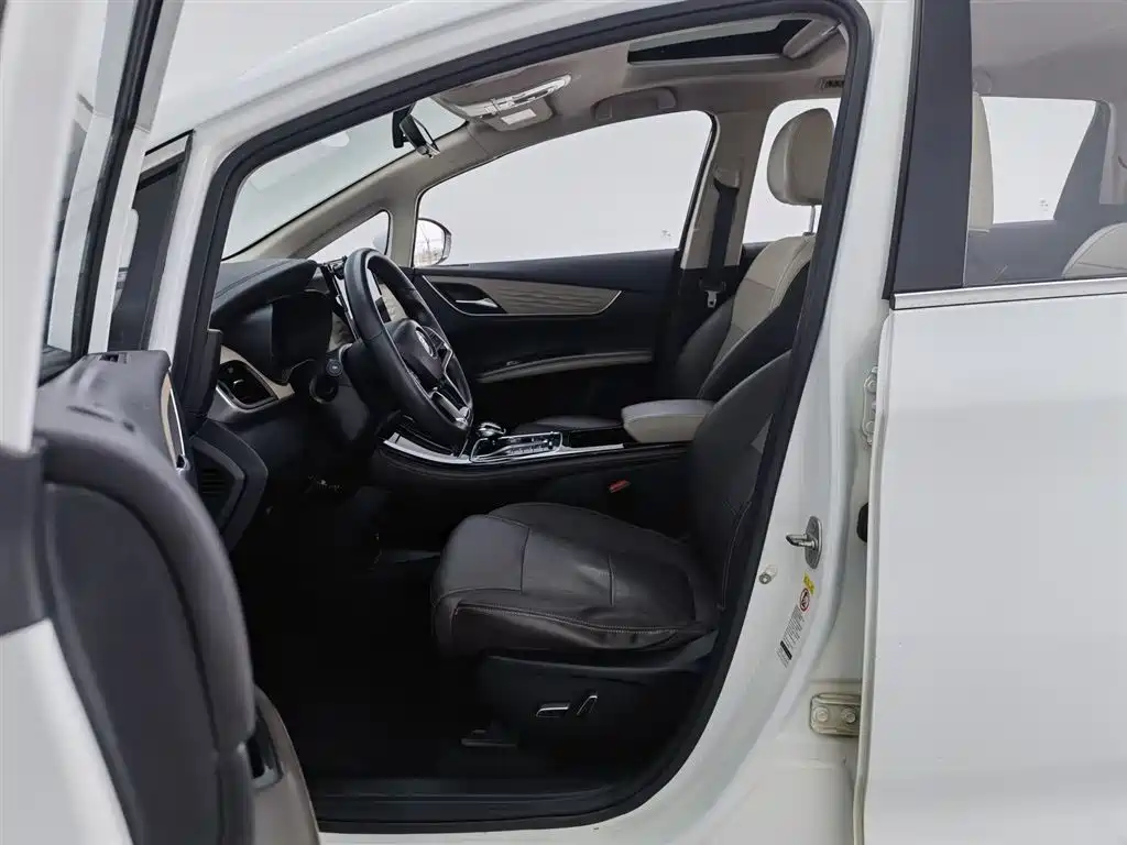 BYD Song MAX New Energy 2022 DM-i 105KM Honor Model фото 10