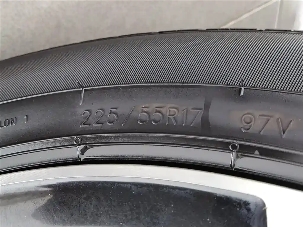 BYD Song MAX New Energy 2022 DM-i 105KM Honor Model фото 24