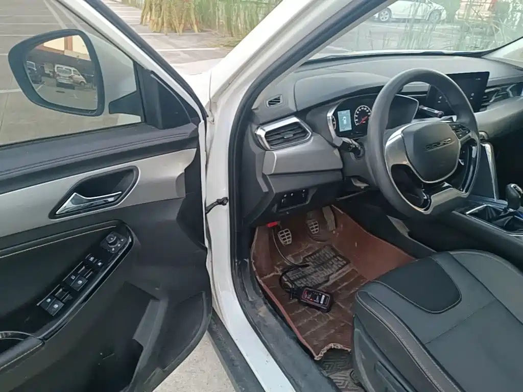 BAIC Beijing X3 2021 2019 1.5T Manual Glory Edition