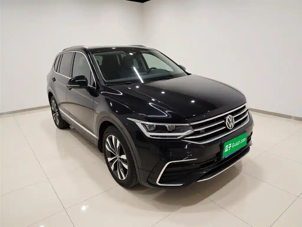 Volkswagen Tiguan L 2022 330TSI Auto 2WD R-Line Premium Edition фото 4