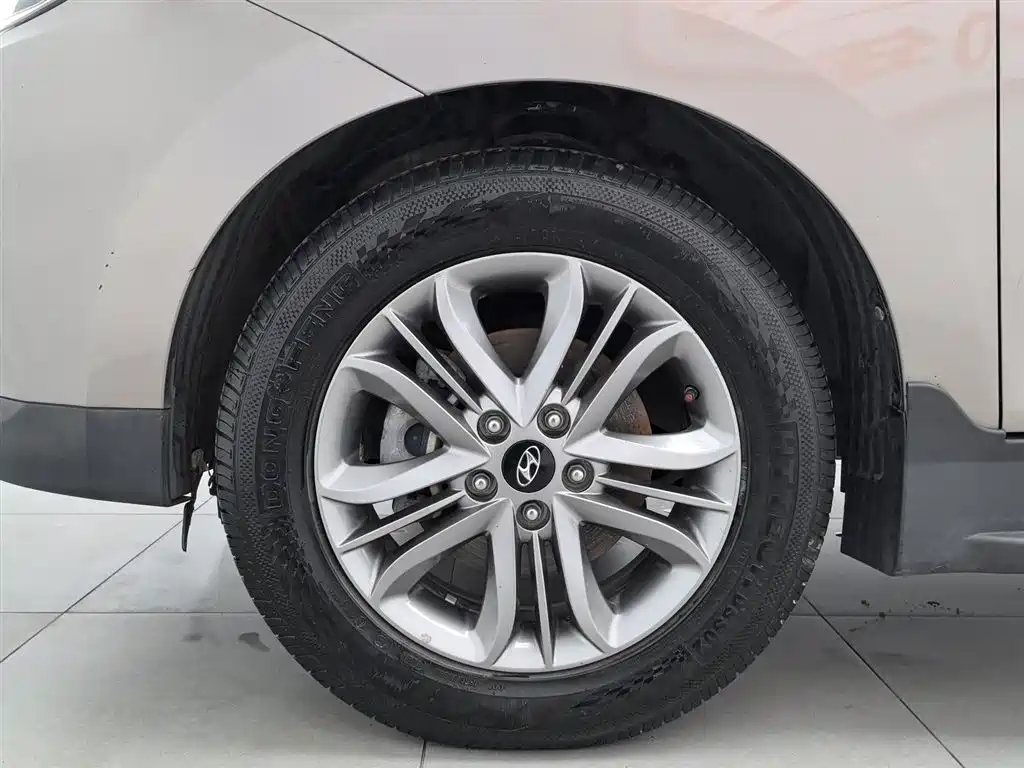 Hyundai Beijing Hyundai ix35 2013 2.0L Automatic 2WD Smart GLS China V фото 17