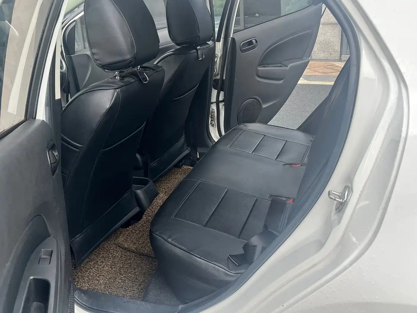 Mazda 2 2014 2012 Hatchback Dynamic 1.5L Automatic Value Edition