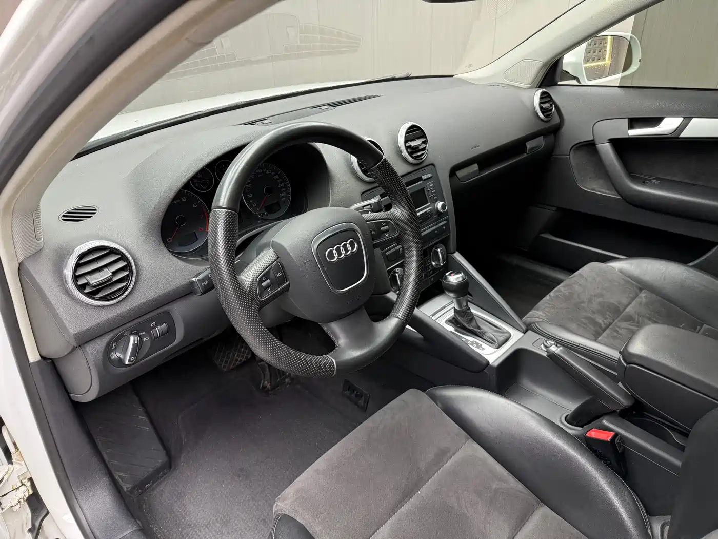 Audi A3 (Import) 2013 Sportback 35 TFSI Luxury фото 7