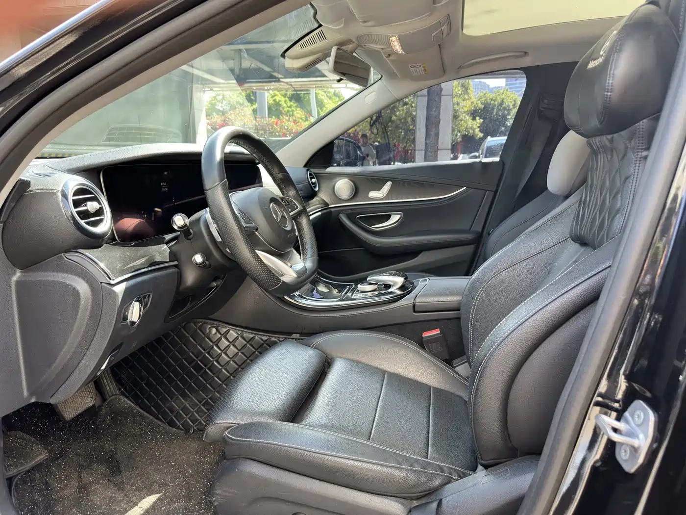 Mercedes-Benz E-Class 2018 Facelift E 200 L Sport фото 4