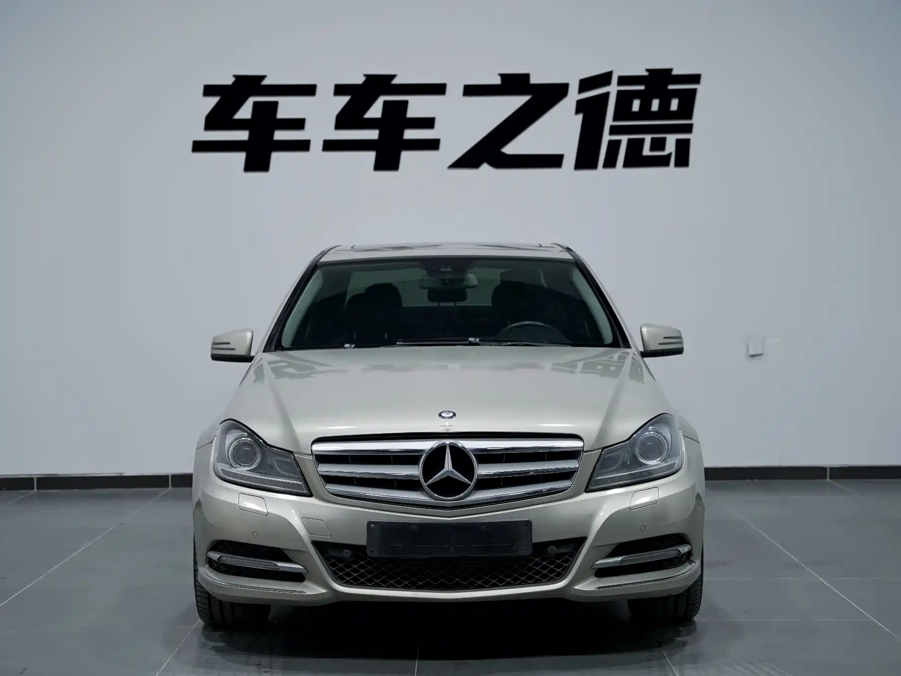 Фото 3 - Mercedes-Benz C-Class