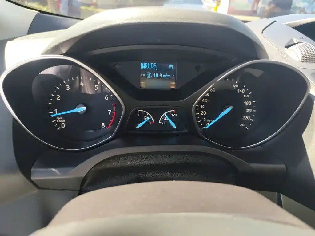 Ford Kuga 2016 2017 EcoBoost 180 FWD Platinum