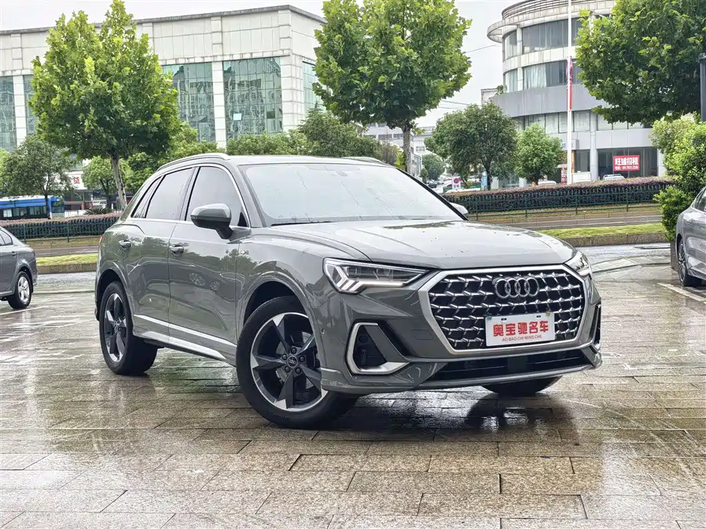 Audi Q3 2024 2024 35 TFSI Fashion Sport