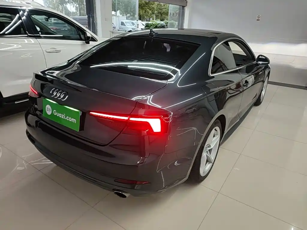 Фото 7 - Audi A5 (Import)