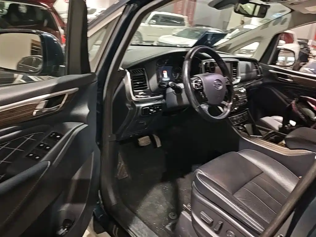 GAC Trumpchi Trumpchi M8 2019 320T Ultimate Edition фото 16