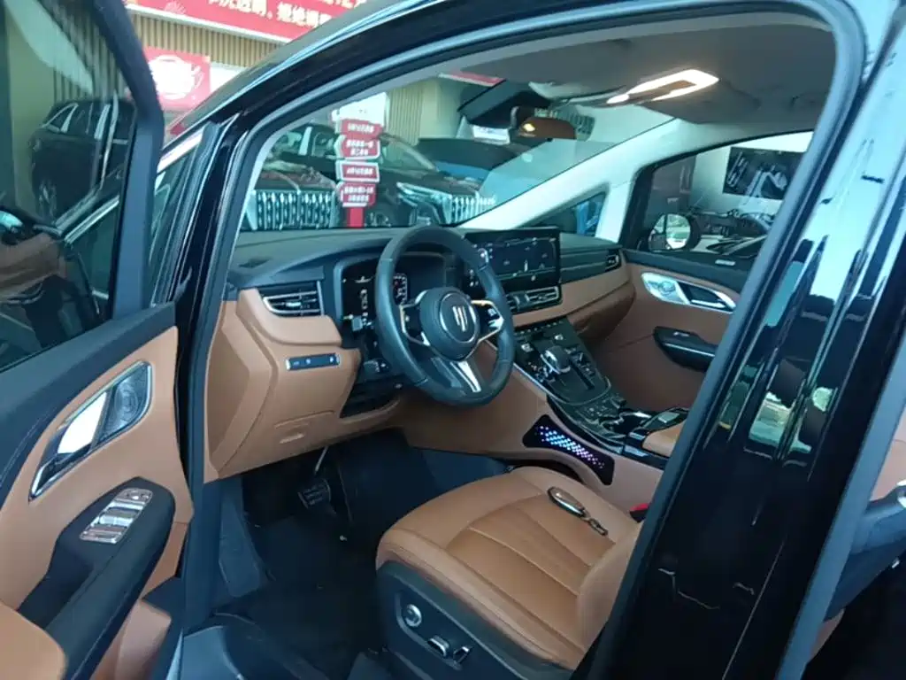 Hongqi HQ9 PHEV 2025 2024 Model 2.0T AWD Business Edition