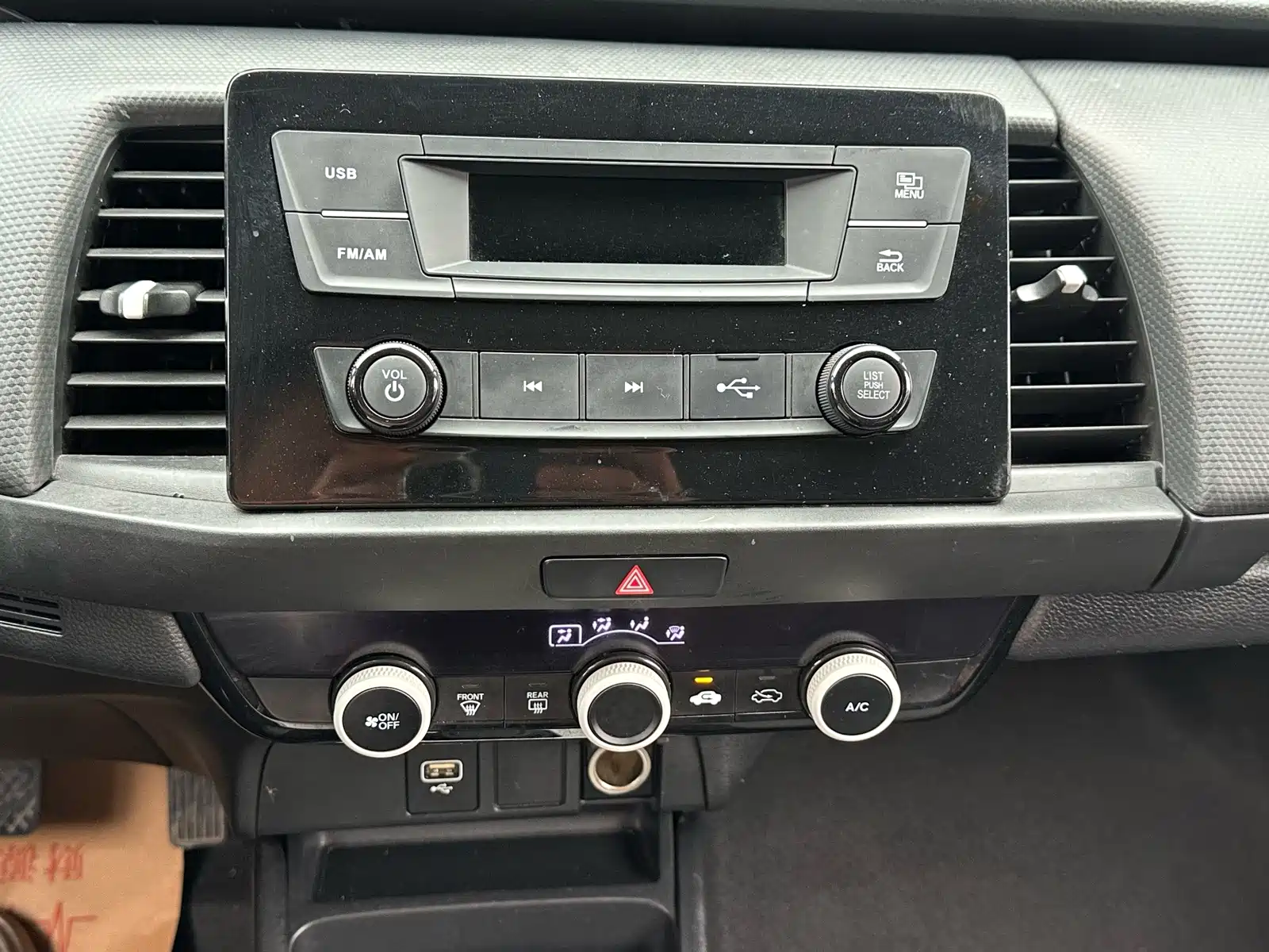 Фото 5 - Honda Fit