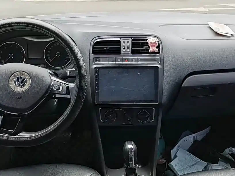 Volkswagen Polo 2018 1.5L Auto Safe Drive фото 4