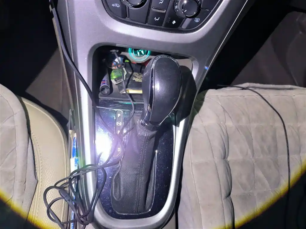 Buick Excelle 2013 GT 1.6L Automatic Fashion Edition фото 7