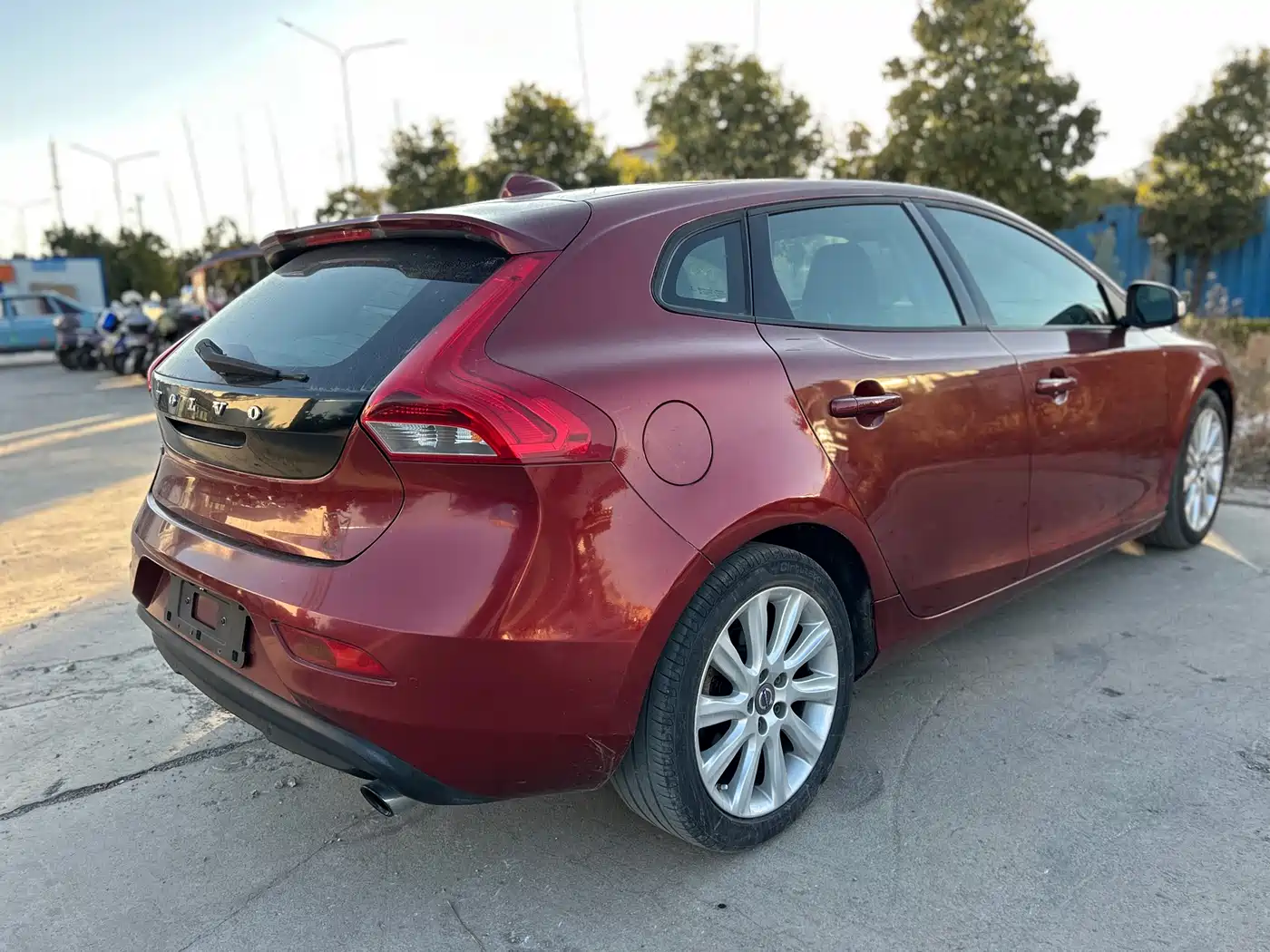 Фото 7 - Volvo V40